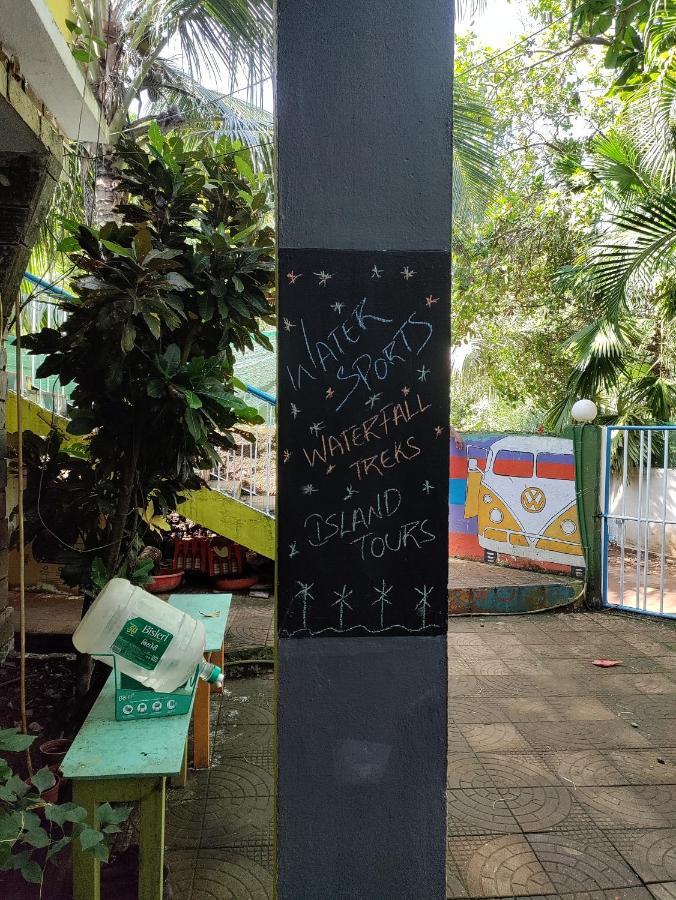 אנג'ונה Goanvibes Hostel מראה חיצוני תמונה