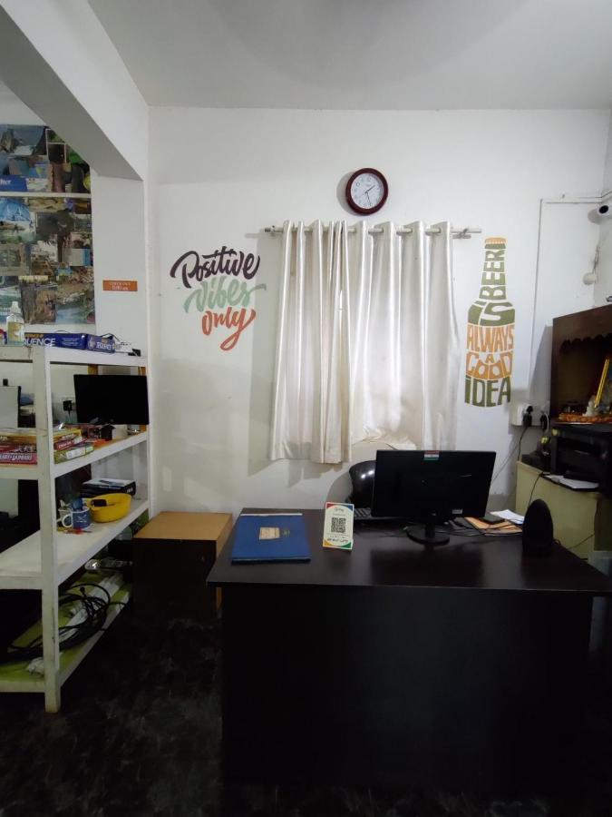אנג'ונה Goanvibes Hostel מראה חיצוני תמונה